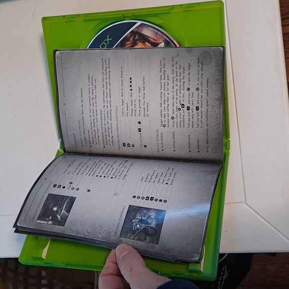 Xbox Lara Croft Tomb Raider Legand Video Game - Picture 4 of 5